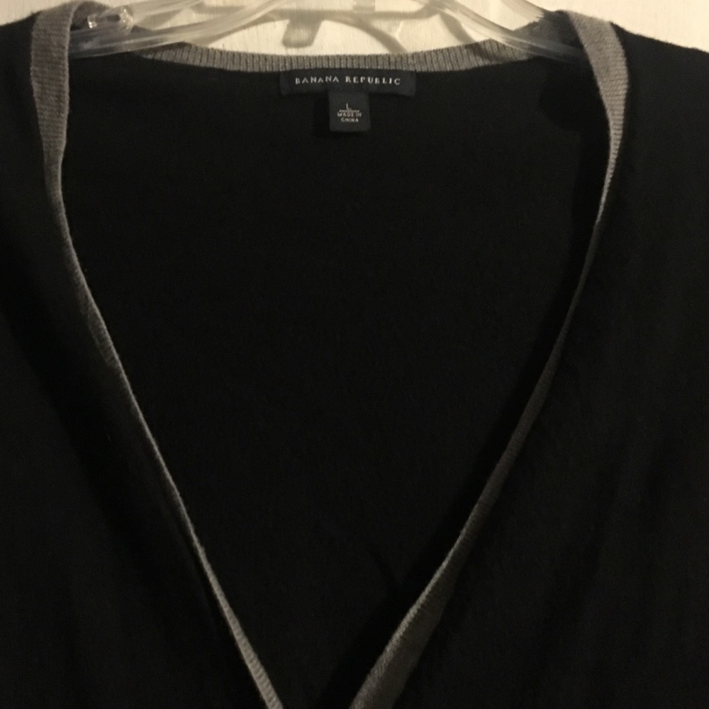 Banana Republic sweater cardigan - Picture 2 of 5